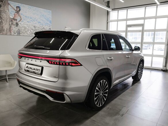 2026 Geely Monjaro I Рестайлинг, серебристый - вид 5