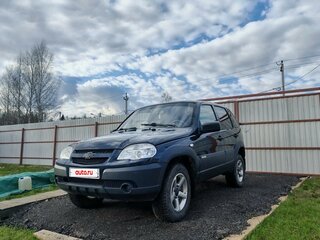 2016 Chevrolet Niva I Рестайлинг, чёрный, 490000 рублей, вид 3