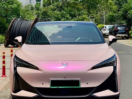 2024 Arcfox Alpha S5 65 kWh I, розовый, 1970000 рублей, вид 2
