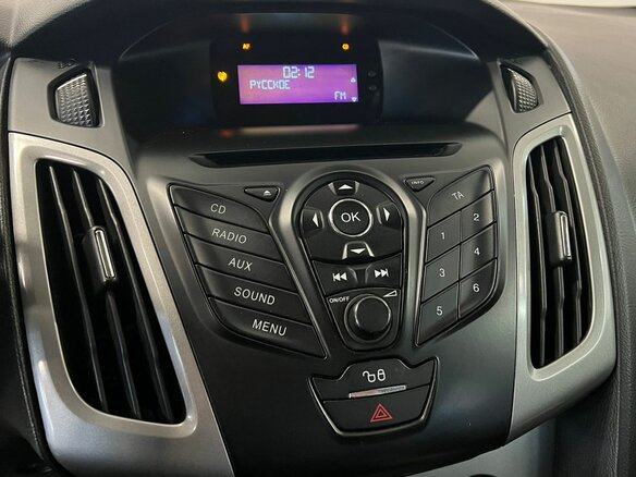 2011 Ford Focus III, белый, 650000 рублей - вид 12