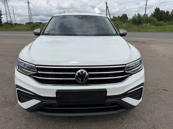 2022 Volkswagen Tiguan Allspace II Рестайлинг, белый - вид 6