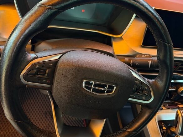 2020 Geely Coolray I, красный, 1589000 рублей - вид 7
