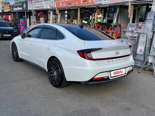 2020 Hyundai Sonata VIII (DN8), белый, 2400000 рублей, вид 3
