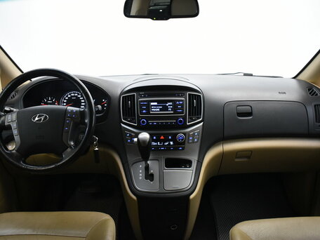 2018 Hyundai H-1 II Рестайлинг 2, серебристый, 2425000 рублей, вид 5
