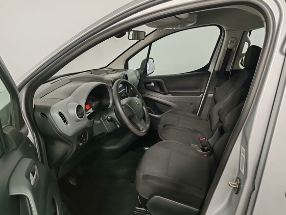 2022 Citroen Berlingo II Рестайлинг 2, серый, 1449000 рублей - вид 14
