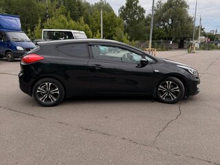 2014 Kia Ceed II, чёрный, 885000 рублей, вид 4