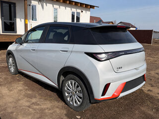 2025 BYD Dolphin 44.9 kWh I, серебристый, 1675000 рублей, вид 4