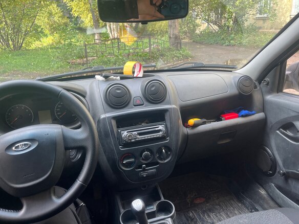 2013 Lada (ВАЗ) Granta I, серебристый - вид 3