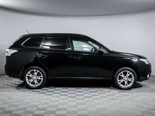 2014 Mitsubishi Outlander III, чёрный, 1399000 рублей, вид 4