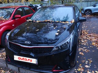 2020 Kia Rio IV Рестайлинг, чёрный, 1800000 рублей, вид 5