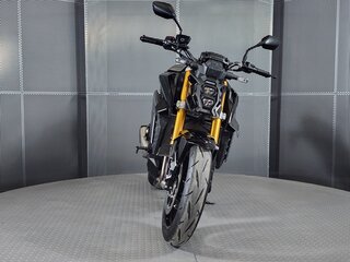 2024 Suzuki GSX-S 1000, чёрный, 1149000 рублей, вид 3