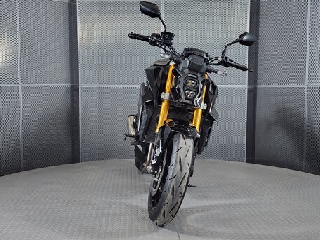 2024 Suzuki GSX-S 1000, чёрный, 1149000 рублей, вид 3