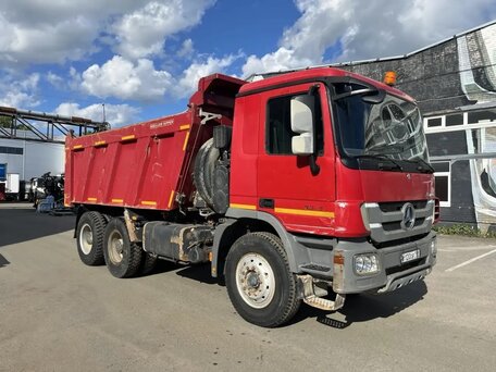 2018 Mercedes-Benz Actros, красный, 3900000 рублей, вид 5