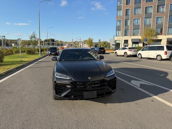 2025 Lamborghini Urus SE I Рестайлинг, чёрный - вид 2