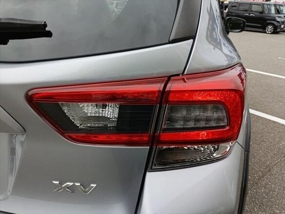 2022 Subaru XV II Рестайлинг, серебристый - вид 15