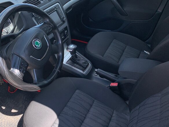 2011 Skoda Octavia II (A5) Рестайлинг, чёрный - вид 7