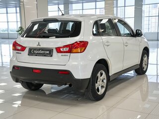 2013 Mitsubishi ASX I Рестайлинг, белый, 803000 рублей, вид 2