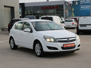2012 Opel Astra H Рестайлинг, белый, 669000 рублей, вид 3