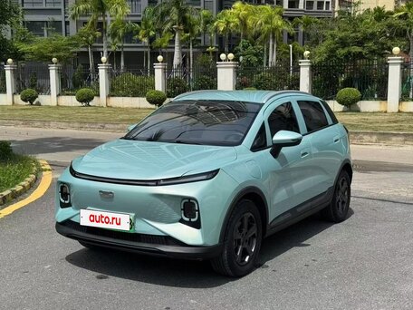 Geely Geometry E
