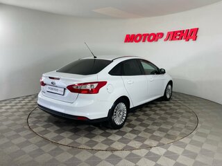 2012 Ford Focus III, белый, 565000 рублей, вид 4