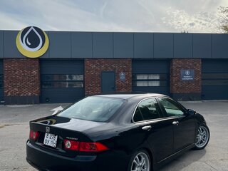 2006 Honda Accord VII Рестайлинг, чёрный, 700000 рублей, вид 4