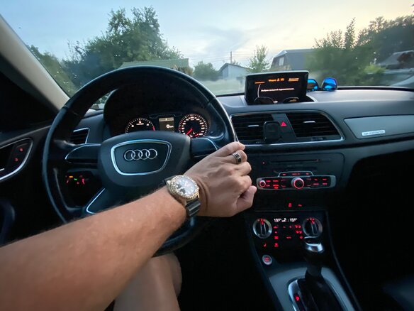 2012 Audi Q3 I (8U), чёрный, 1450000 рублей - вид 9