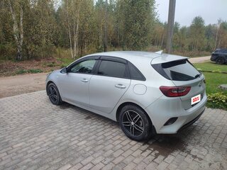 2019 Kia Ceed III, серебристый, 1550000 рублей, вид 3