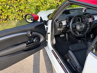 2021 Mini Hatch JCW III (F55/F56) Рестайлинг 2, серебристый, 3800000 рублей, вид 5