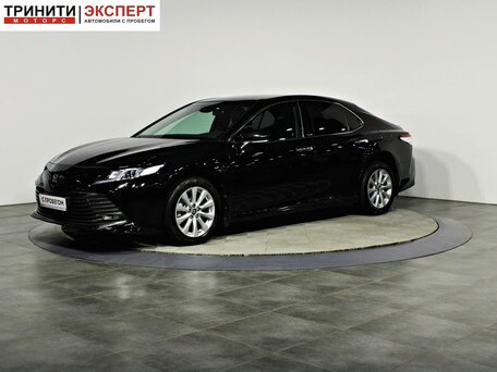 Toyota Camry VIII (XV70)
