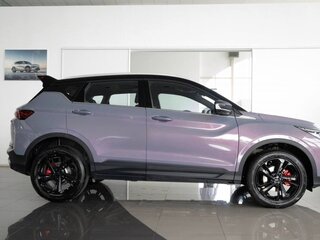 2026 Geely Coolray I Рестайлинг 2, фиолетовый, 1840000 рублей, вид 3
