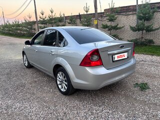 2011 Ford Focus II Рестайлинг, серебристый, 580000 рублей, вид 5