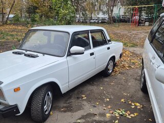 2010 Lada (ВАЗ) 2105, белый, 250000 рублей, вид 1