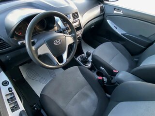 2012 Hyundai Solaris I, фиолетовый, 480000 рублей, вид 5