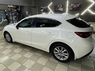 2015 Mazda Axela III, белый, 1400000 рублей, вид 4