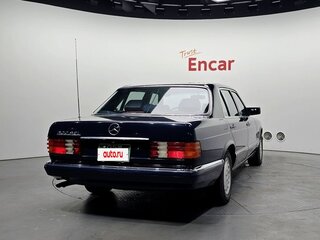 1989 Mercedes-Benz S-Класс 300 II (W126) Рестайлинг, синий, 3700000 рублей, вид 3