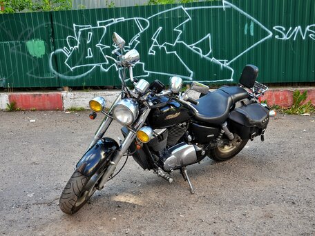 2005 Honda VT 1100, чёрный, 450000 рублей, вид 1