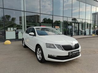 2020 Skoda Octavia III (A7) Рестайлинг, белый, 1484000 рублей, вид 3