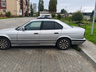1991 BMW 5 серии 524d III (E34), серебристый, 220000 рублей, вид 4