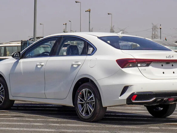 2026 Kia K3 II (China Market) Рестайлинг, белый, 2475000 рублей - вид 3