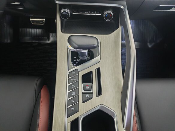 2023 Geely Coolray I, серый - вид 12