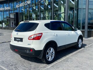 2011 Nissan Qashqai I Рестайлинг, белый, 799000 рублей, вид 2