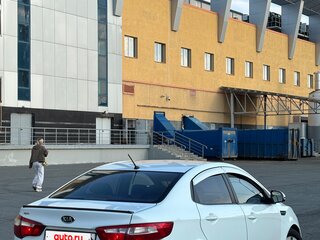 2012 Kia Rio 5-speed III, белый, 385000 рублей, вид 3