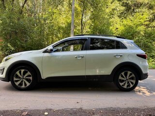 2020 Kia Rio X-Line IV, белый, 1740000 рублей, вид 2