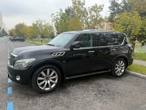 2013 Infiniti QX80 I, чёрный, 2100000 рублей - вид 3
