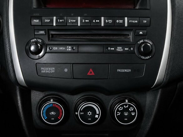 2012 Mitsubishi ASX I, серебристый, 1319000 рублей - вид 11