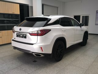 2017 Lexus RX 200t IV, белый, 2800000 рублей, вид 2