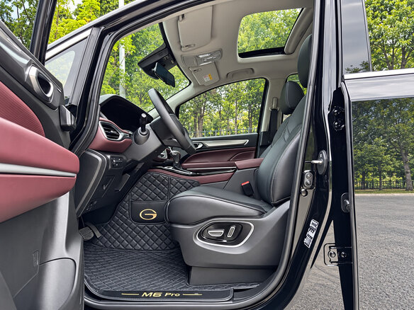 2022 GAC Trumpchi M6 Pro, чёрный, 1680000 рублей - вид 12