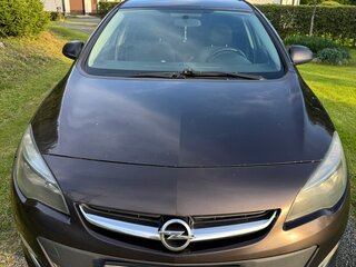 2013 Opel Astra J Рестайлинг, коричневый, 790000 рублей, вид 1