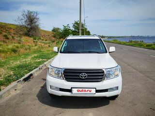 2011 Toyota Land Cruiser 200 Series, белый, 3400000 рублей, вид 1
