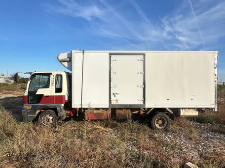 2001 Hino Series 500 (Ranger), красный, 2500000 рублей, вид 5